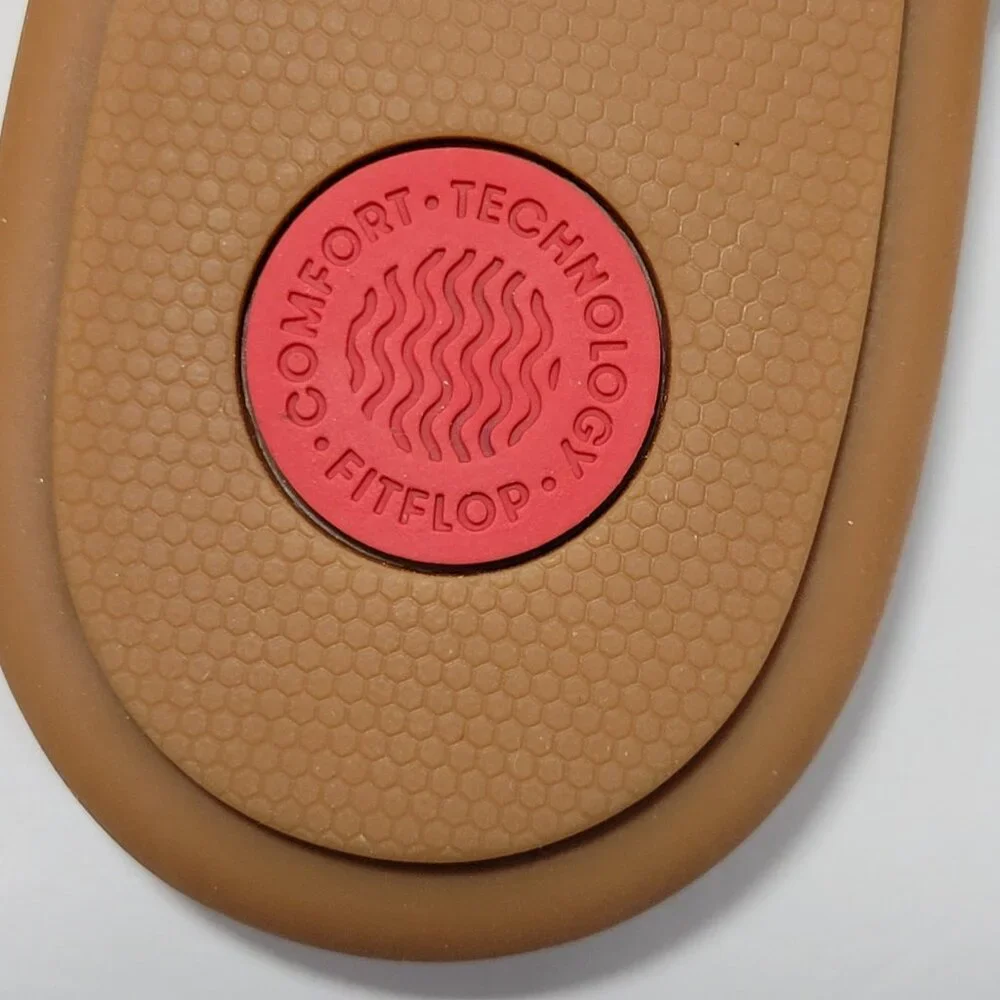 FitFlop Gracie Flip Flop Sandals Women Size 11 Leather Thong Stone Beige Comfort